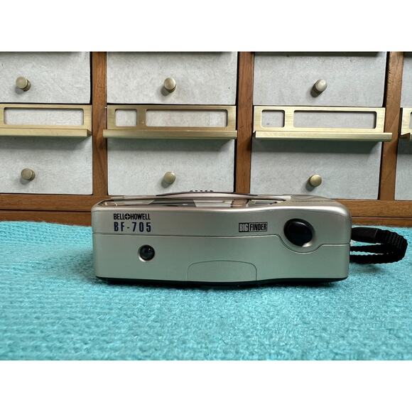 Bell & Howell BF-705 Big finder 35 point and shoot camera - Picture 7 of 8